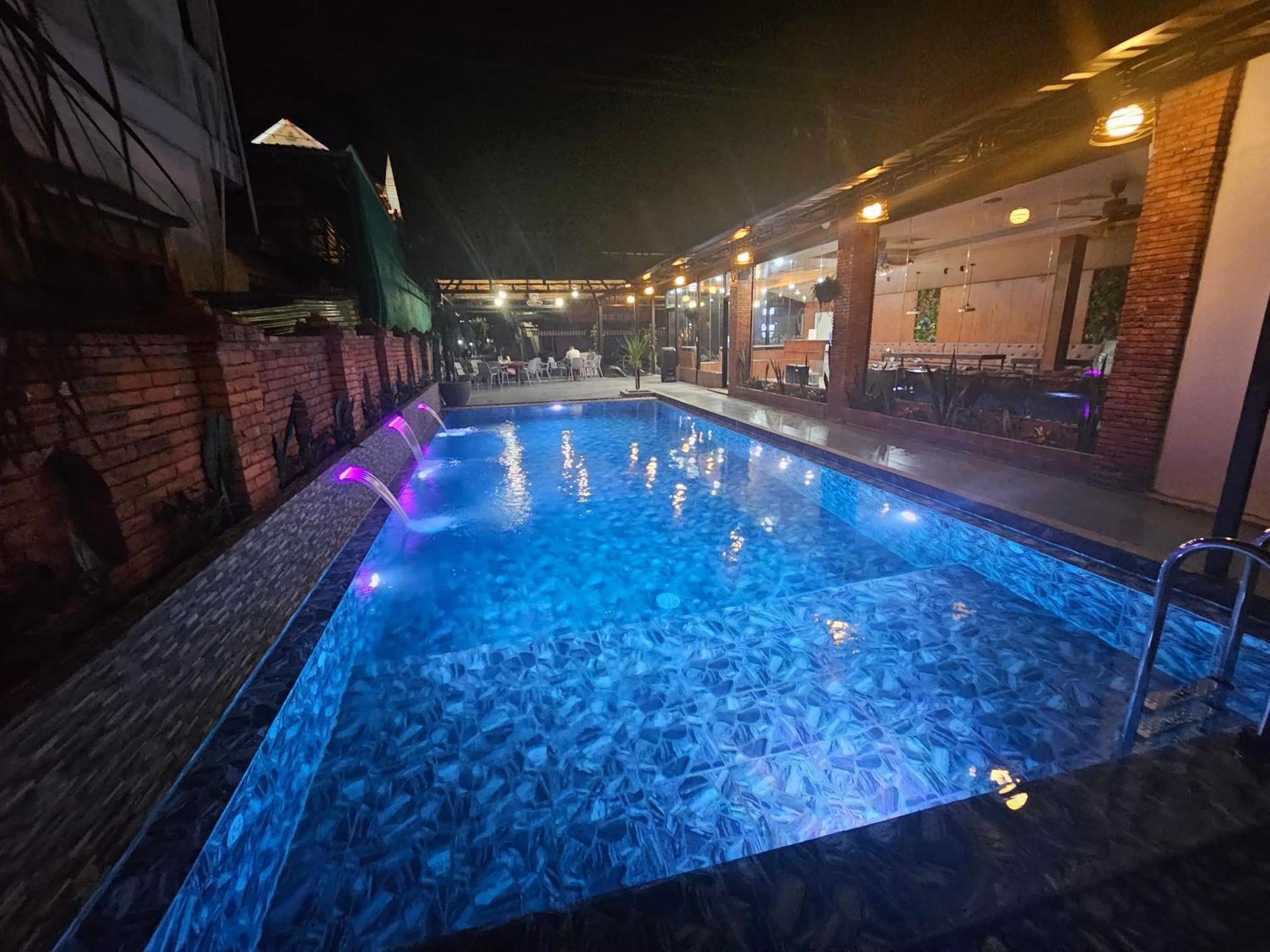Win Hotel Vang Vieng Luaran gambar